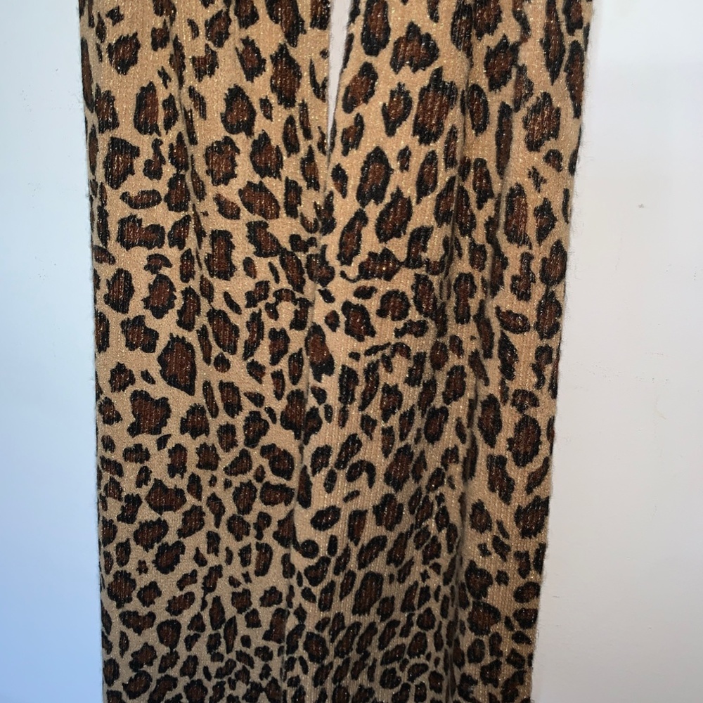 Leopard Print Scarf - Picture 3 of 6